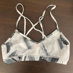 Alo sports bra